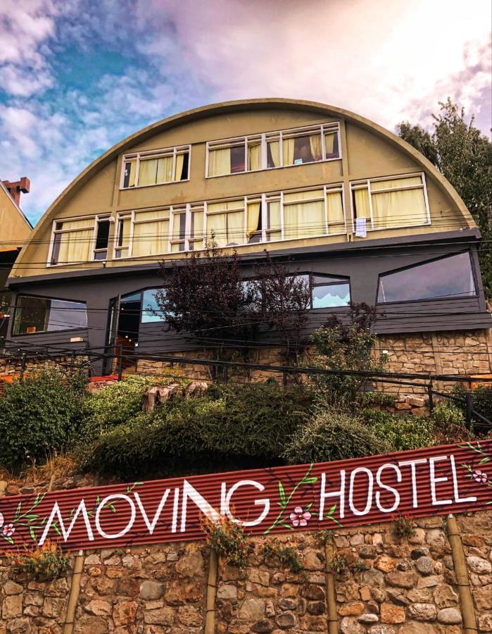 Moving Hostel Travel Bar San Carlos de Bariloche Bagian luar foto